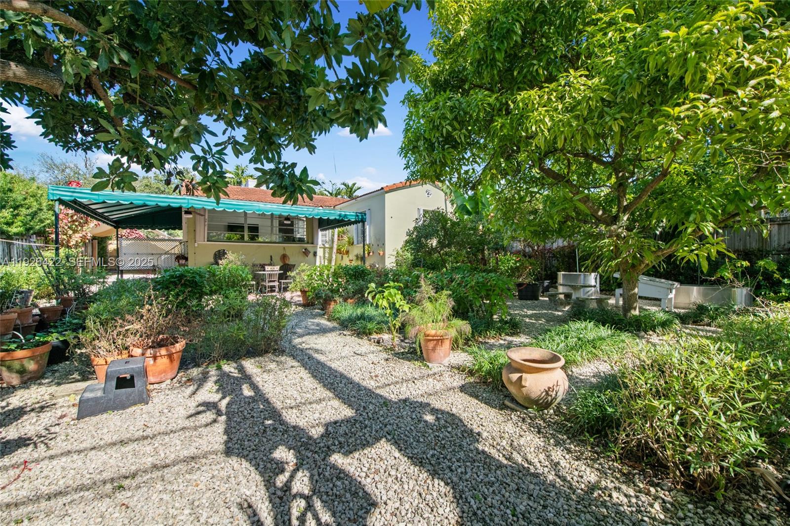 SILVER BLUFF ESTS-SEC A - Residential