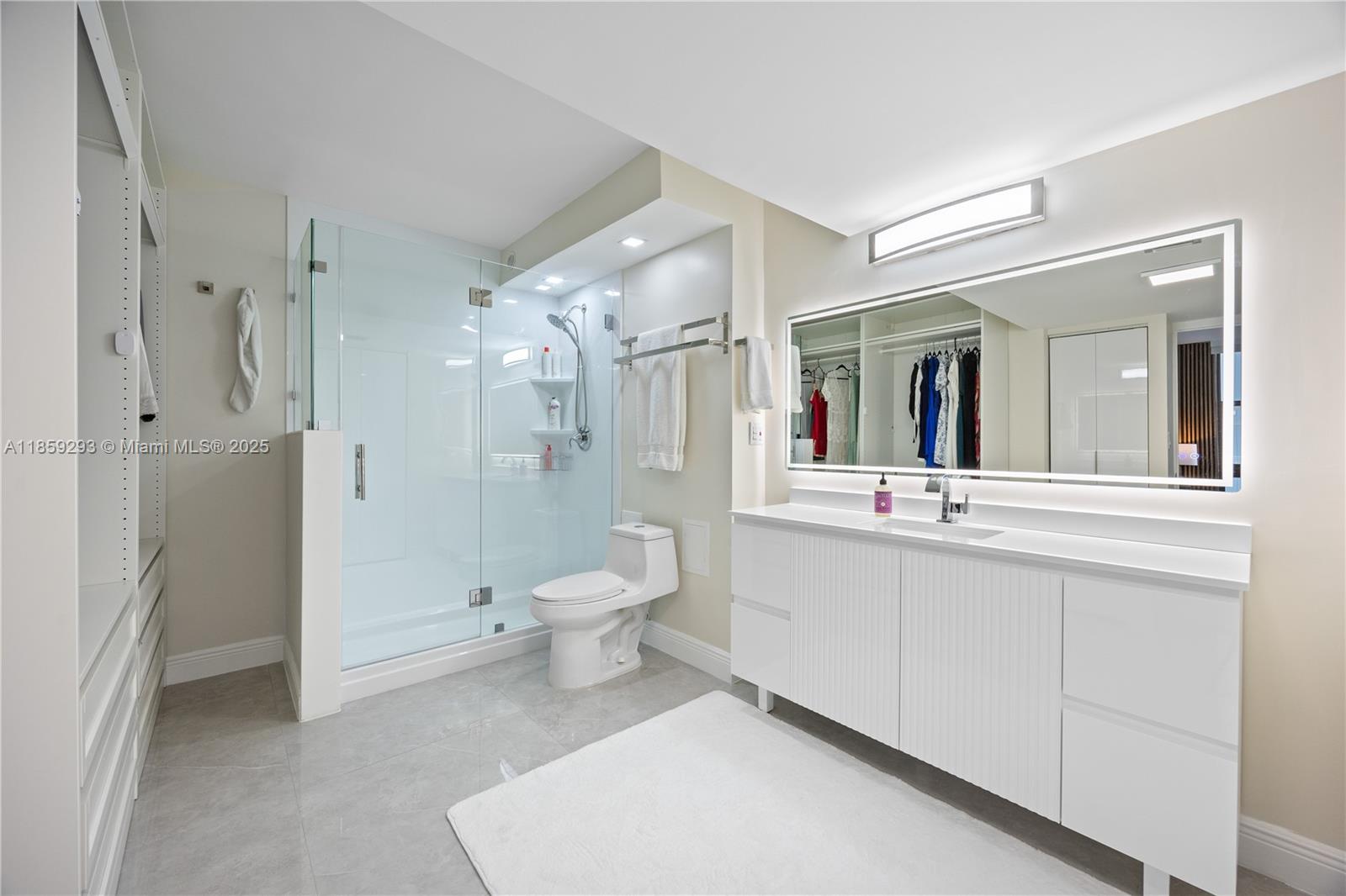 CORONADO CONDO- TOWER II - Residential