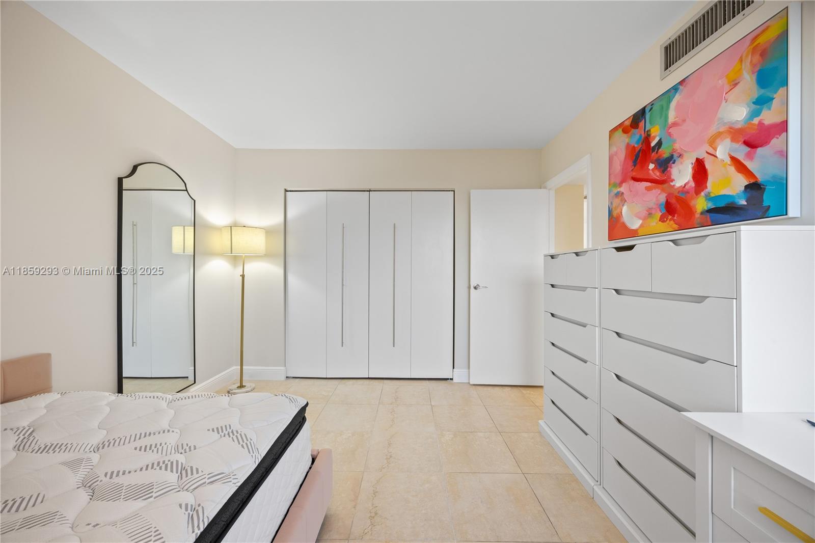 CORONADO CONDO- TOWER II - Residential