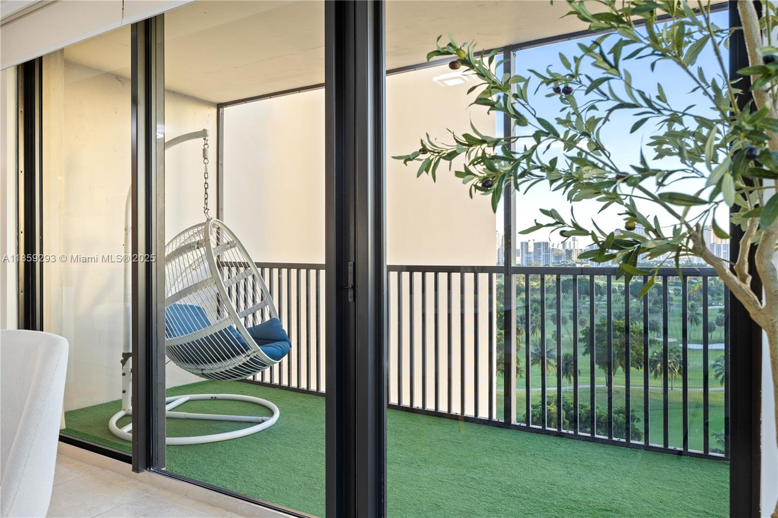 CORONADO CONDO- TOWER II - Residential