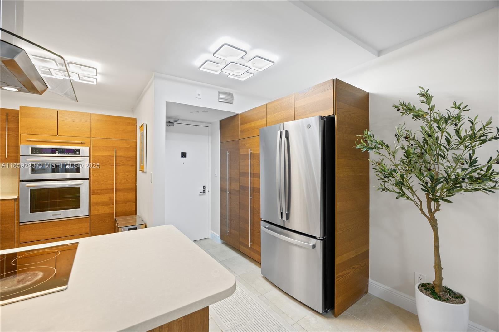 CORONADO CONDO- TOWER II - Residential