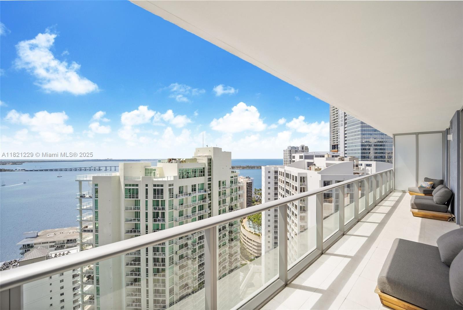Rental Property at 1300 Brickell Bay Dr 3004, Miami, Broward County, Florida - Bedrooms: 2 
Bathrooms: 2  - $7,500 MO.