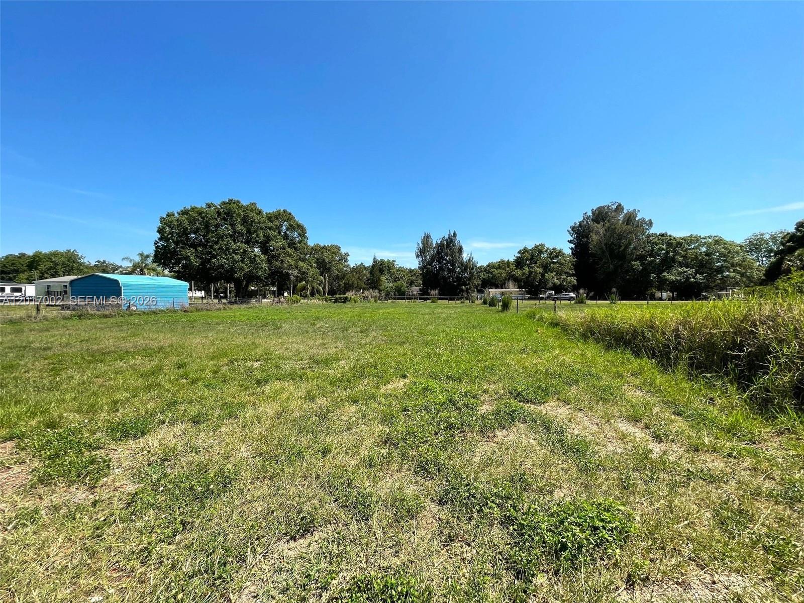 7105 NE 2nd