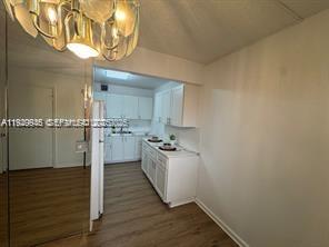 NEW HAMPTON AT CENTURY VI - Residential Lease