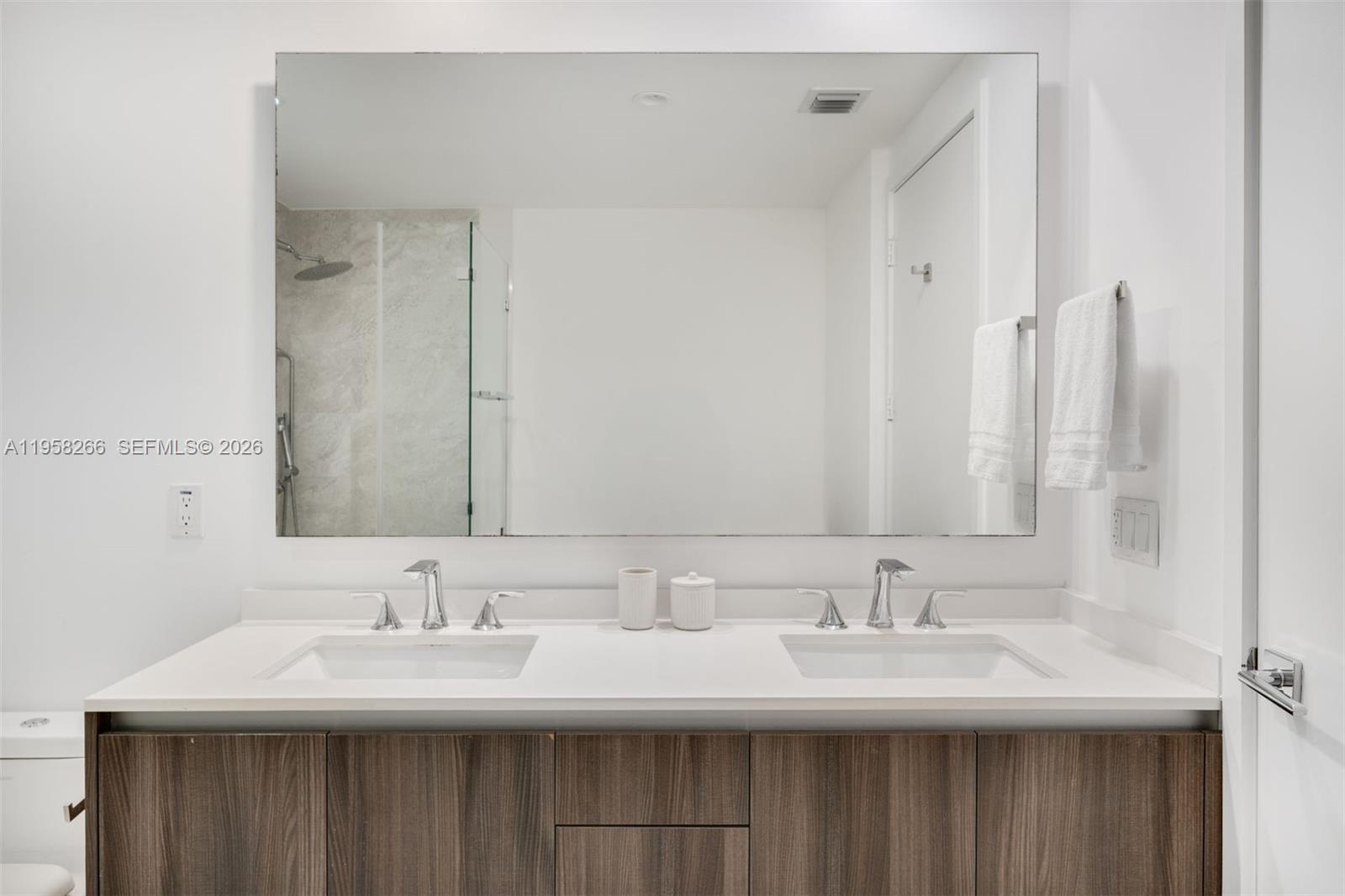 ARIA ON THE BAY CONDO - Residential Lease