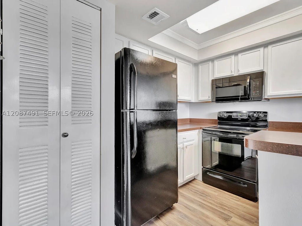 Photo of 714 Executive Center Dr #28, West Palm Beach, FL 33401 (MLS # A12087491)
