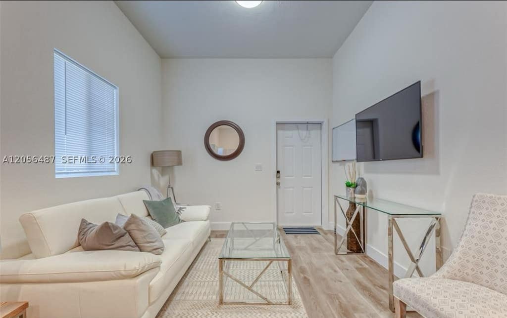 Photo of 830 SE 14th St #1, Fort Lauderdale, FL 33316 (MLS # A12056487)