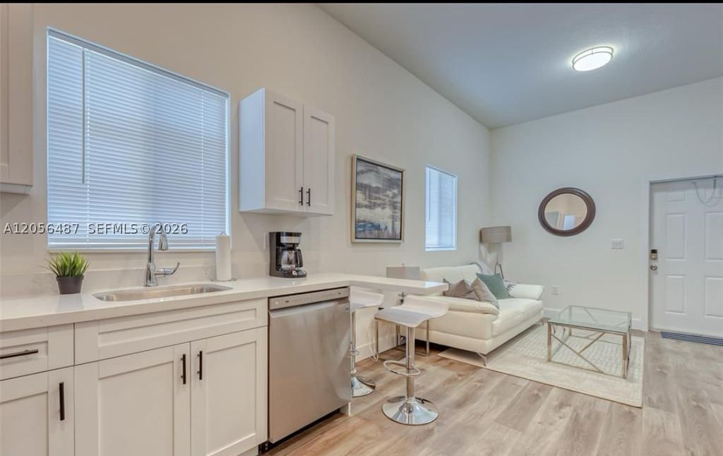Photo of 830 SE 14th St #1, Fort Lauderdale, FL 33316 (MLS # A12056487)