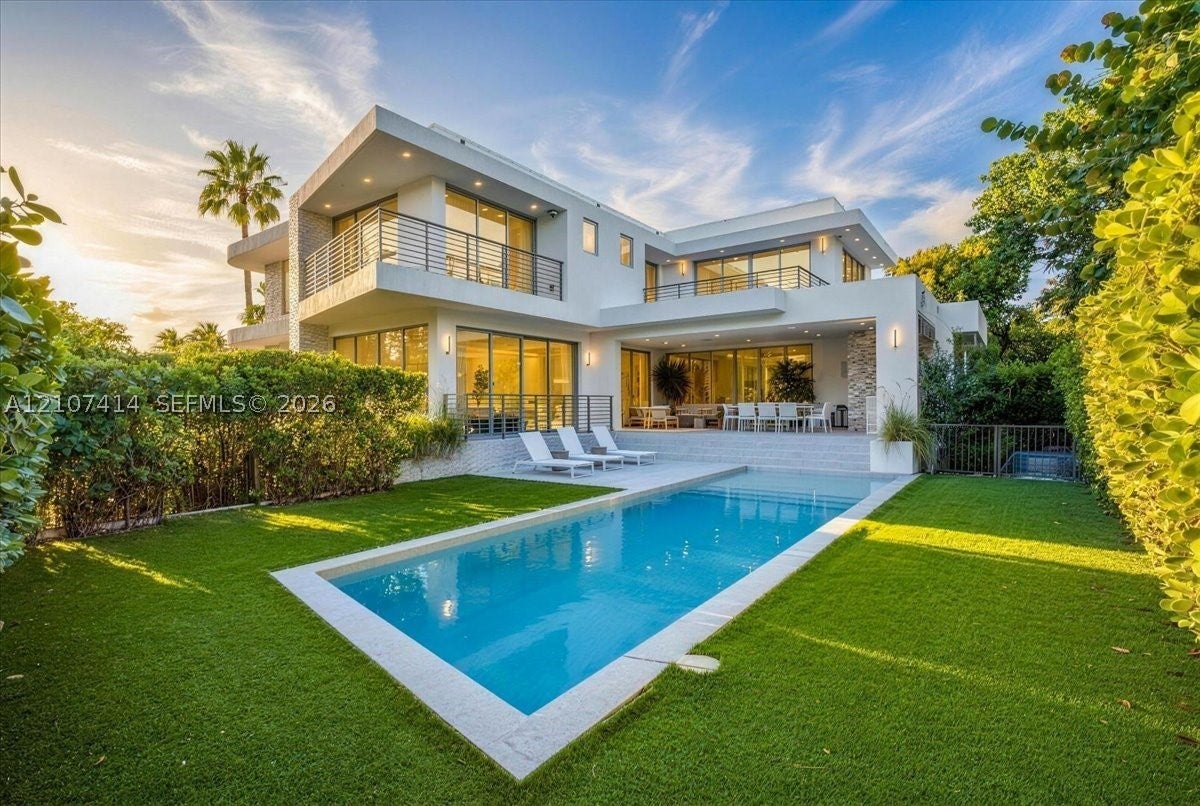315 Cypress Dr