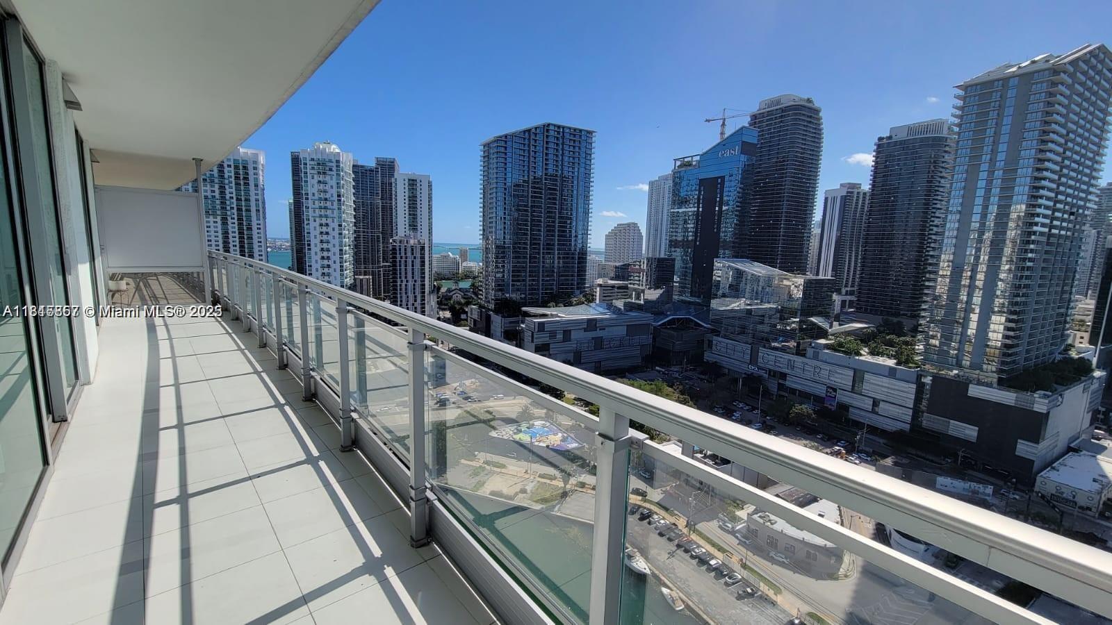 Rental Property at 92 Sw 3rd St 2804, Miami, Broward County, Florida - Bedrooms: 2 
Bathrooms: 2  - $3,900 MO.