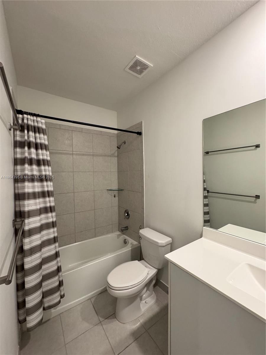 KENDALL ASSEEMBLAGE SOUTH - Residential