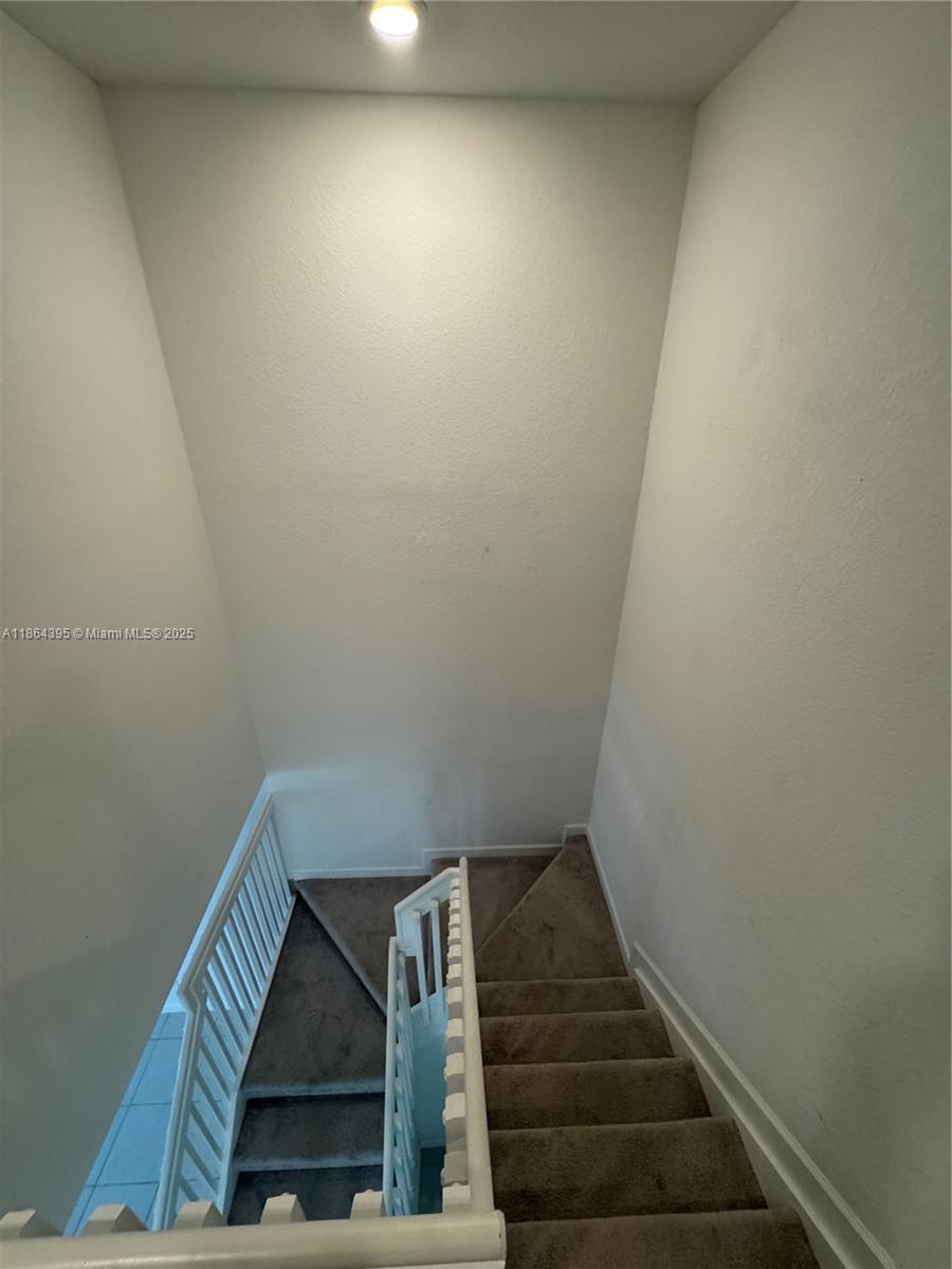 KENDALL ASSEEMBLAGE SOUTH - Residential