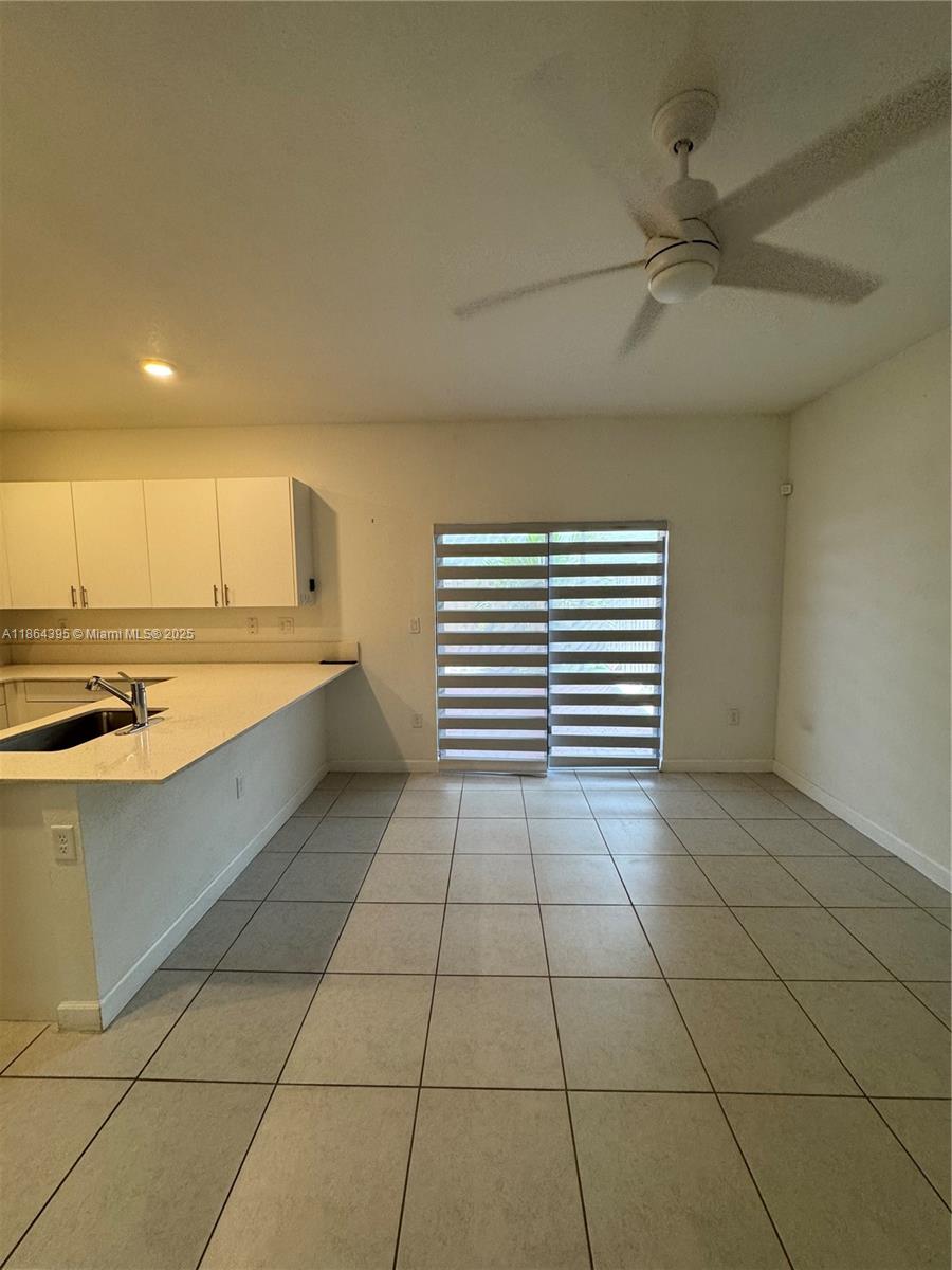 KENDALL ASSEEMBLAGE SOUTH - Residential