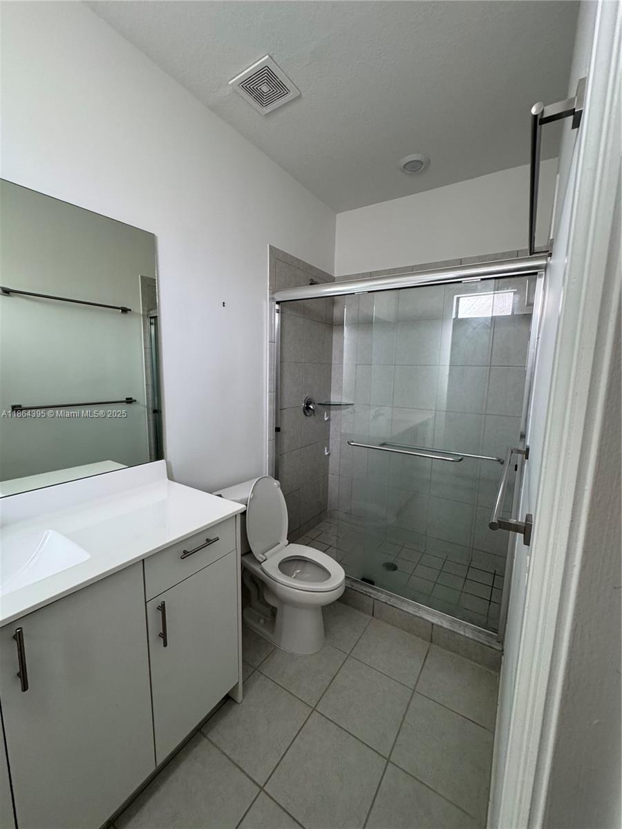 KENDALL ASSEEMBLAGE SOUTH - Residential