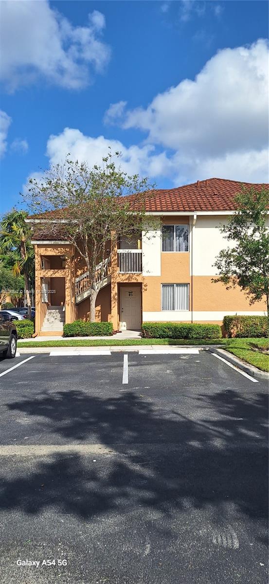 Rental Property at 704 Nw 92nd Ave 704, Plantation, Miami-Dade County, Florida - Bedrooms: 2 
Bathrooms: 2  - $2,300 MO.