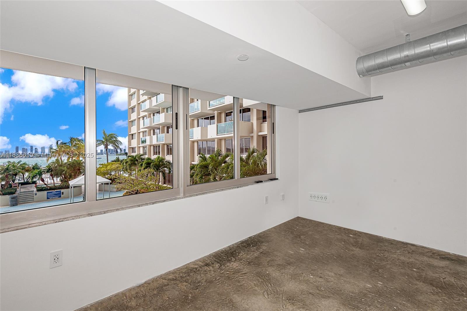 1200 West Ave CU-6
