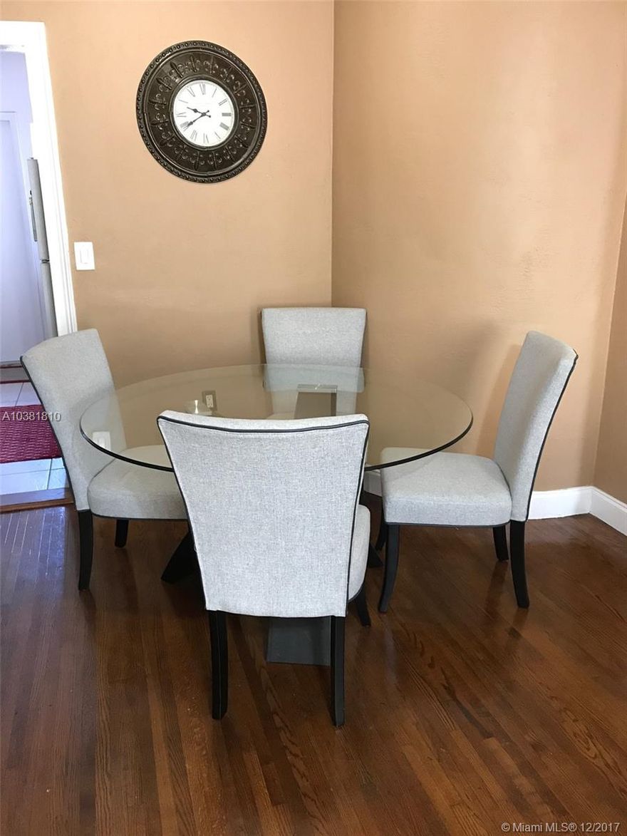 FOR RENT.  $1350. Unfurnished 2 bedroom/1 bathroom apartment at a very centrally located area ( 3 blocks from Versailles Restaurant) located at 9th Terrace in the 2nd floor.
It's a very spacious unit with wooden floor, full kitchen with lots of cabinets, bathroom with shower, laundry facility in the building, 1 reserved parking space, plus lots of guess parking around the building.  It is available for December 1st. Very close to Versailles Restaurant.
Requirements: 1 year lease. 2 month deposit plus First month.

AGENTS PLEASE READ BROKER'S REMARKS.