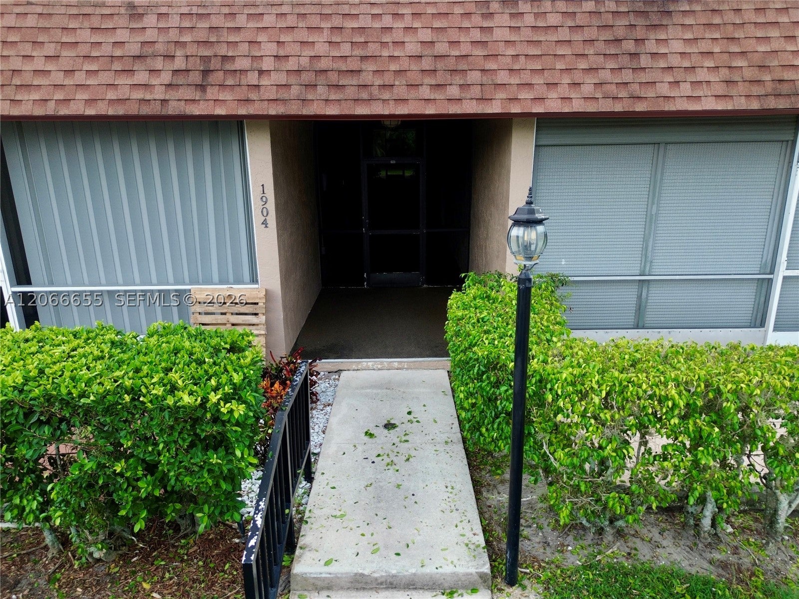 1904 Palmland Dr 3