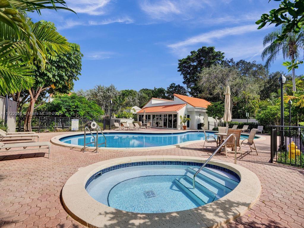 SWAN LAKE - Residential Lease