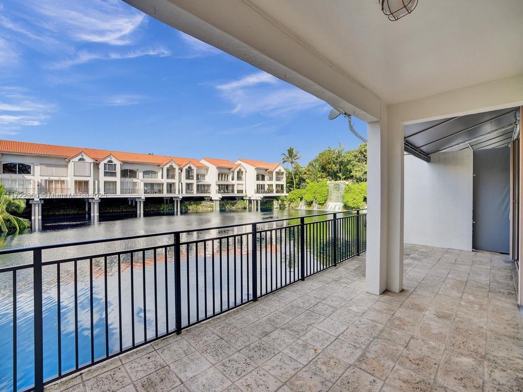 SWAN LAKE - Residential Lease