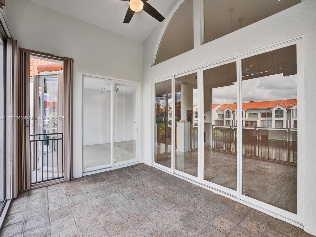 SWAN LAKE - Residential Lease