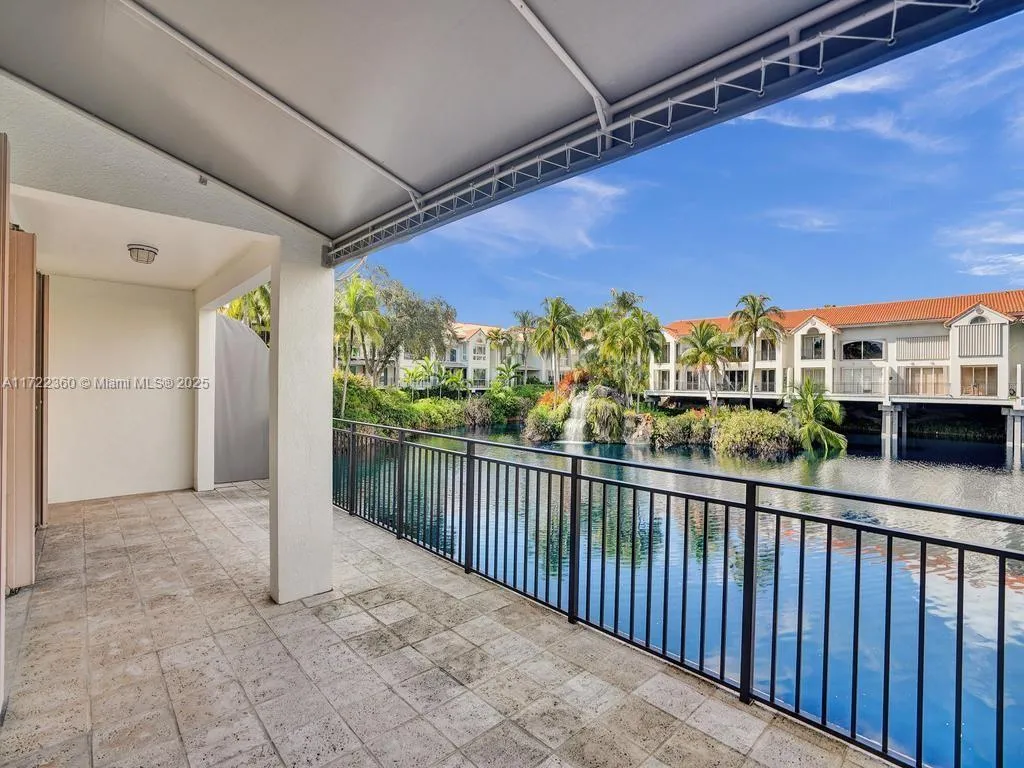 Pinecrest, Florida 33156, United States, 3 Bedrooms Bedrooms, ,4 BathroomsBathrooms,Residential,Active,20144