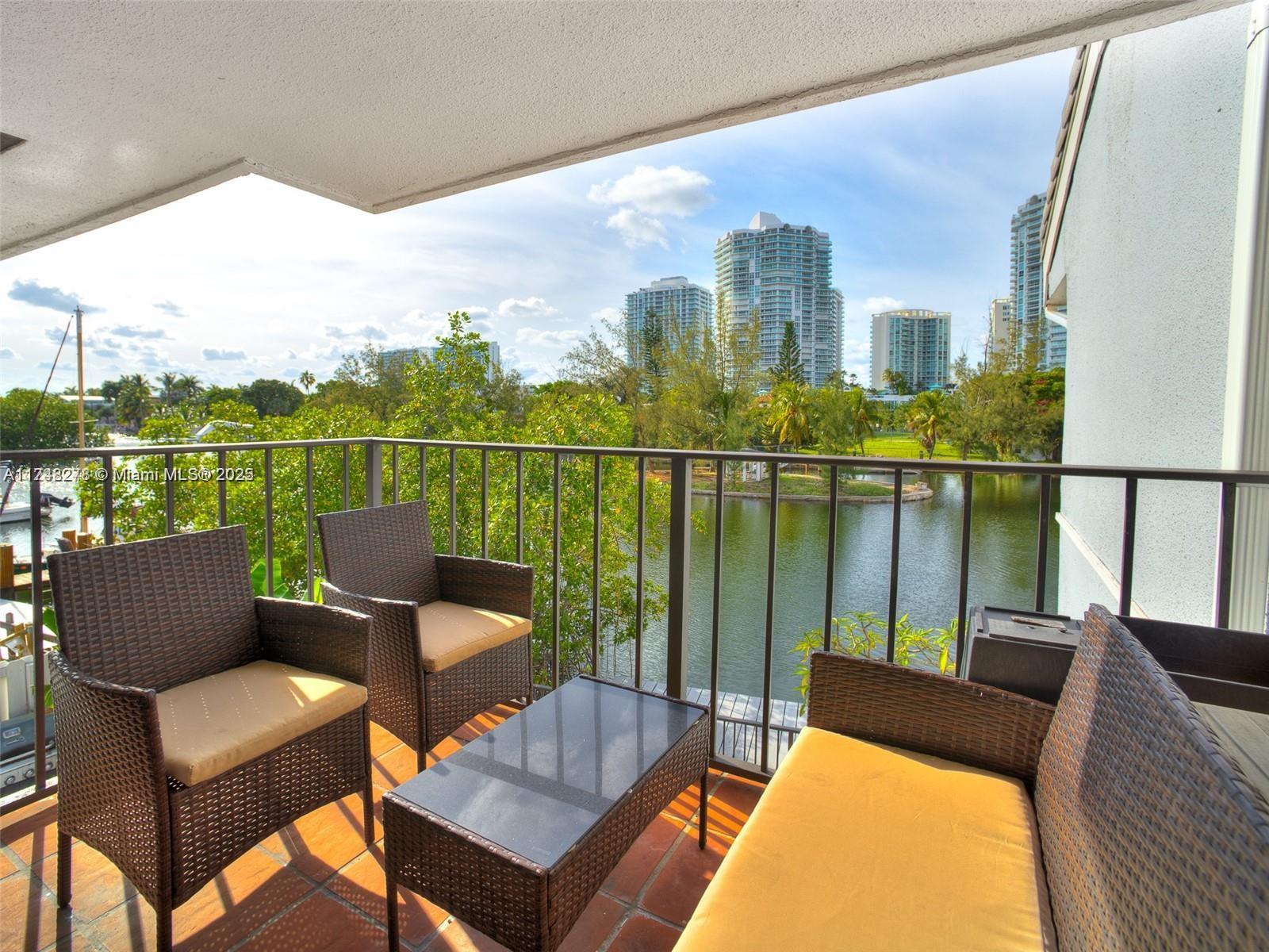 219 Poinciana Dr 209