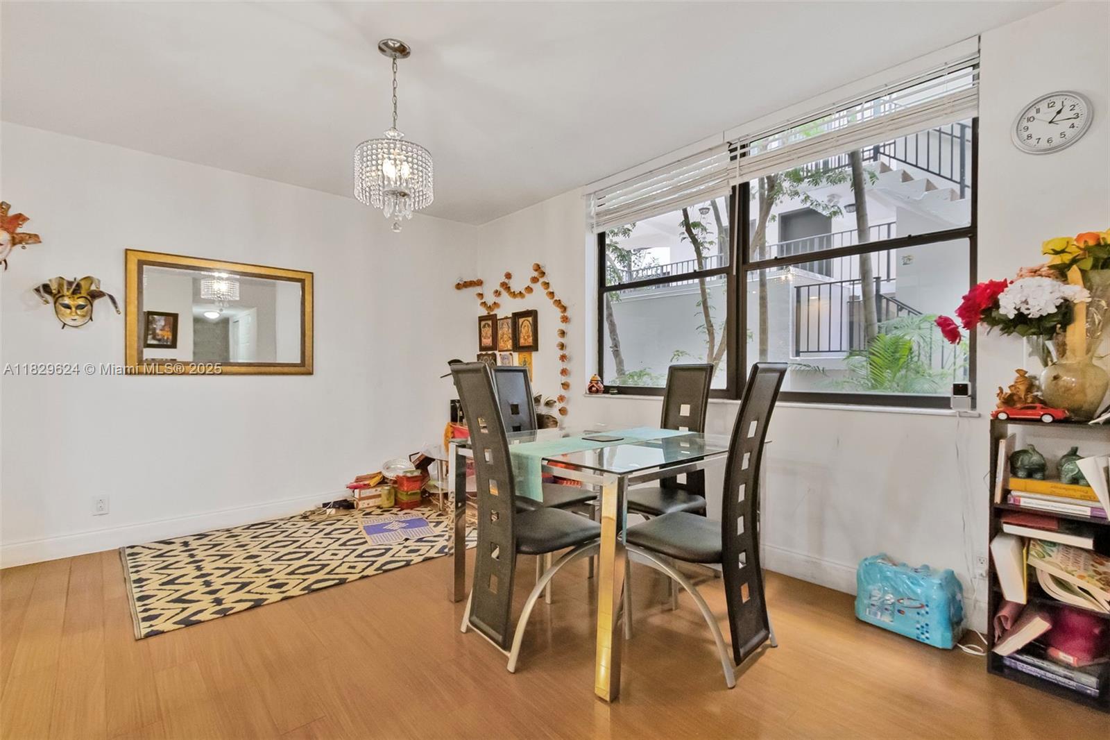 SOUTHVIEW AT AVENTURA CON - Residential