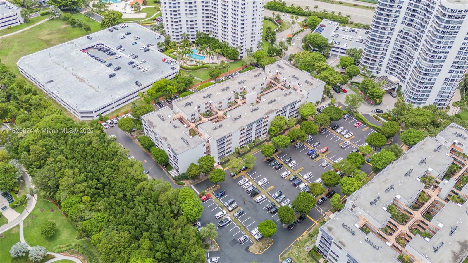 SOUTHVIEW AT AVENTURA CON - Residential