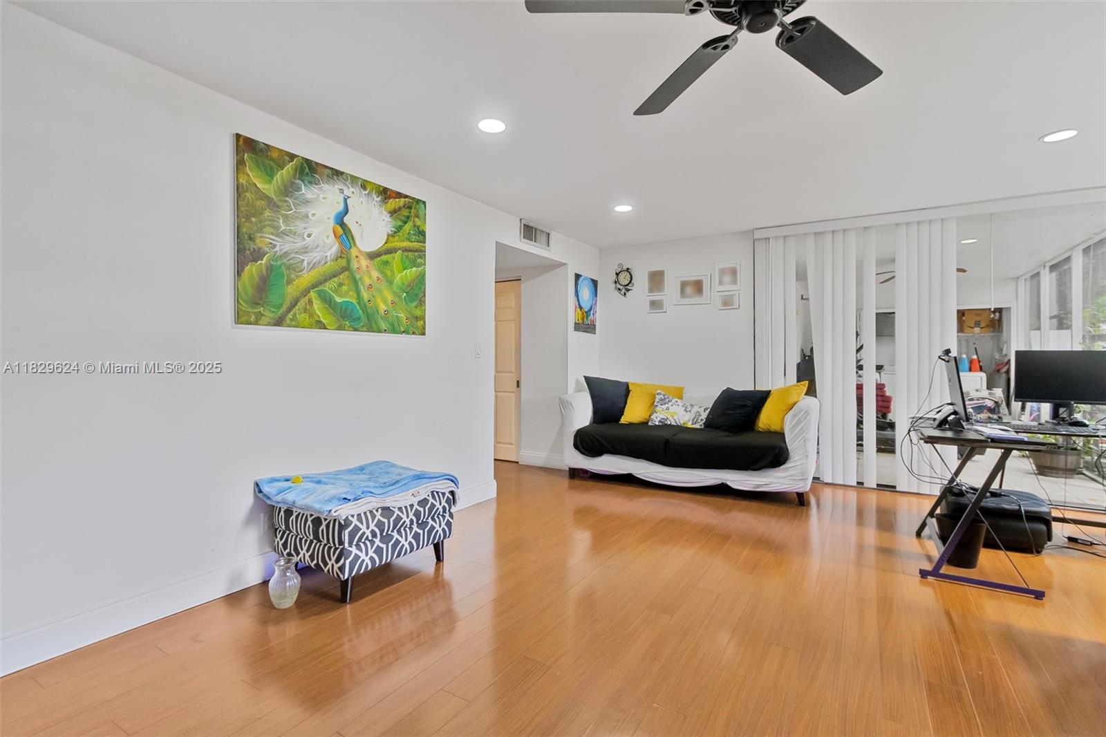 3350 NE 192nd St 1L-B