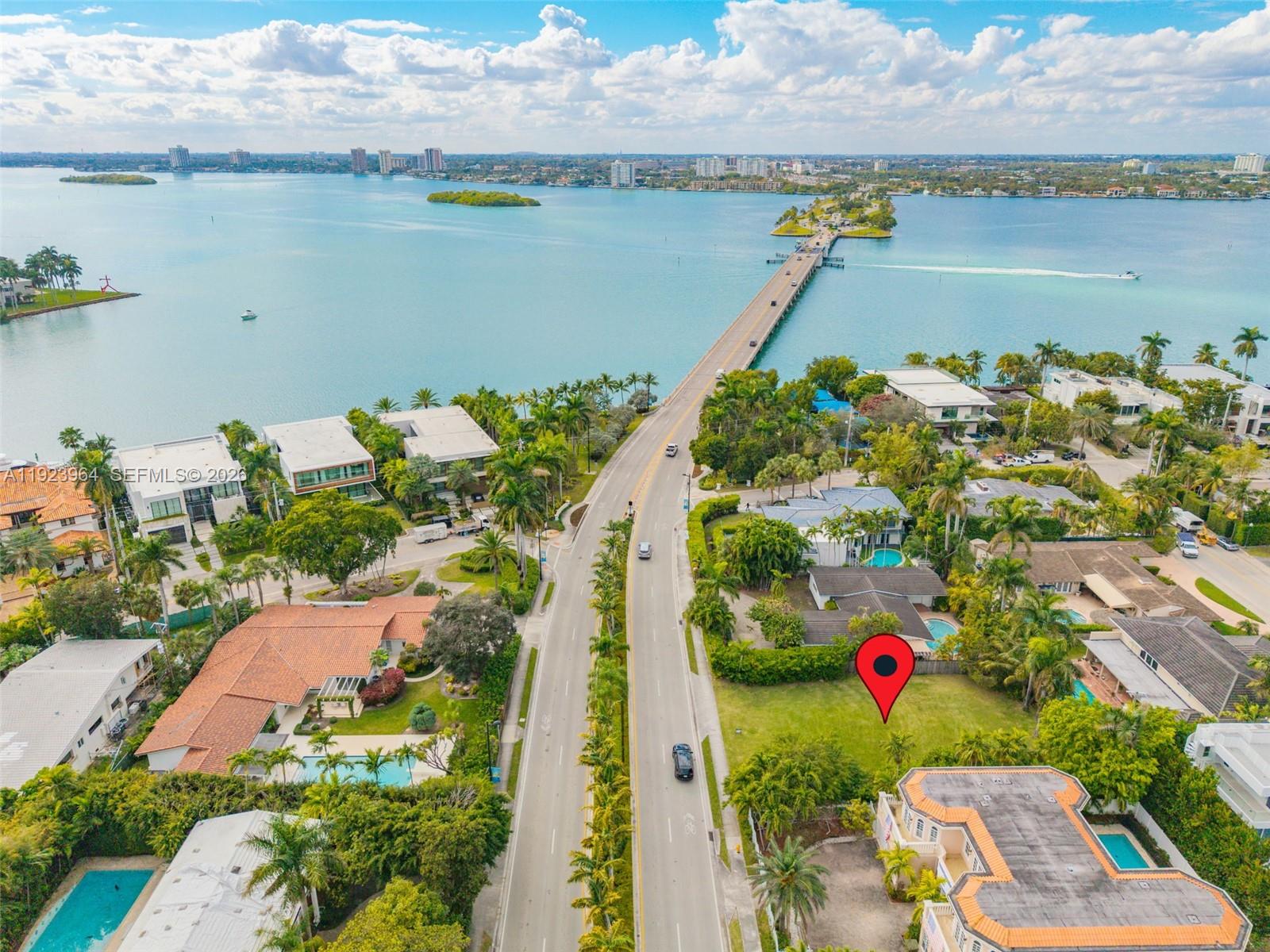 BAY HARBOR ISLAND - Land