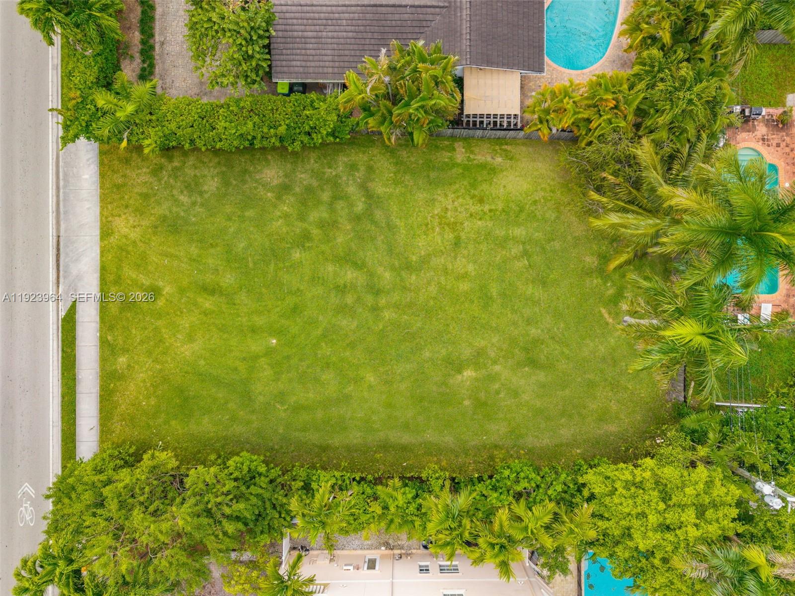 BAY HARBOR ISLAND - Land