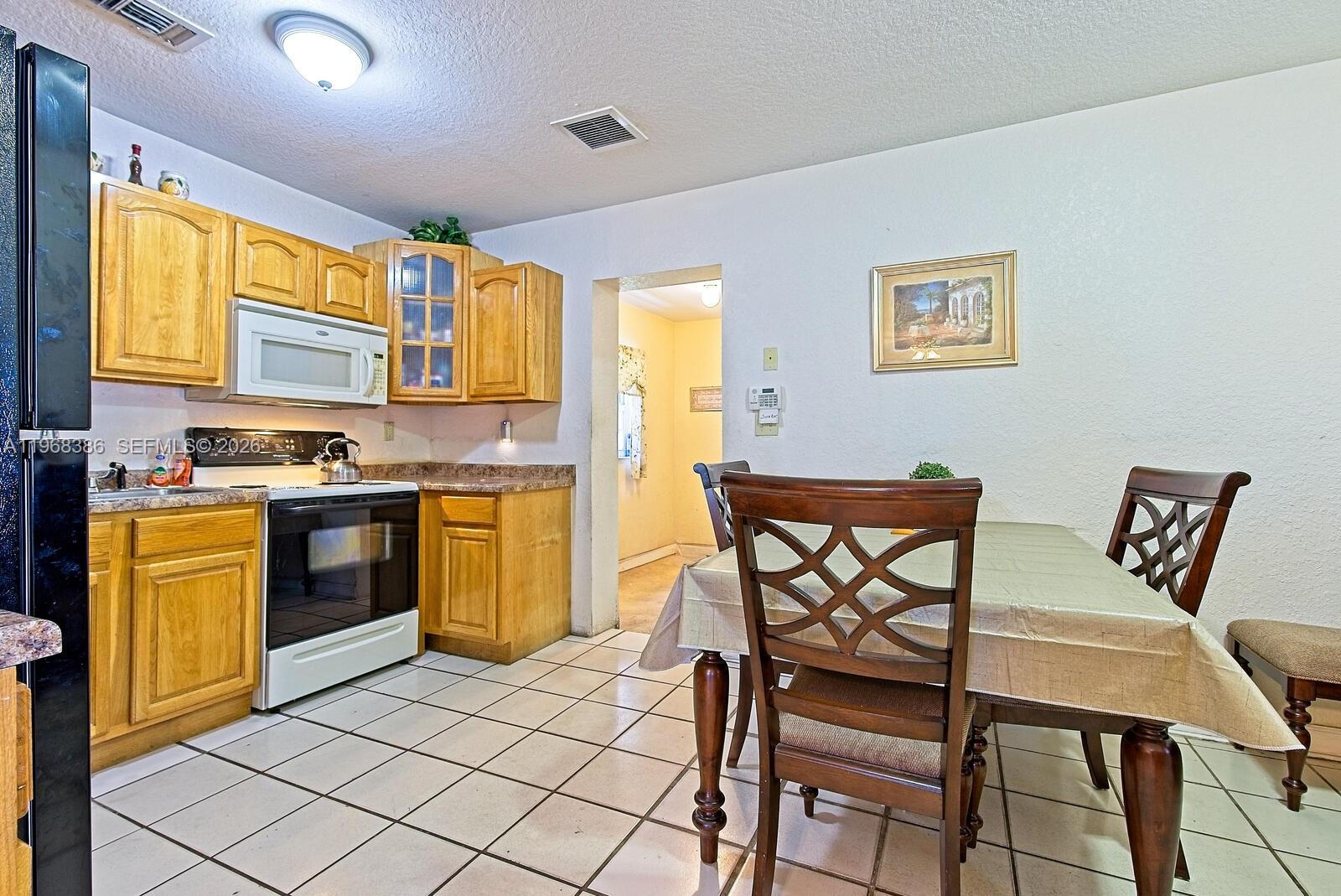 GOLF ESTATES - Residential