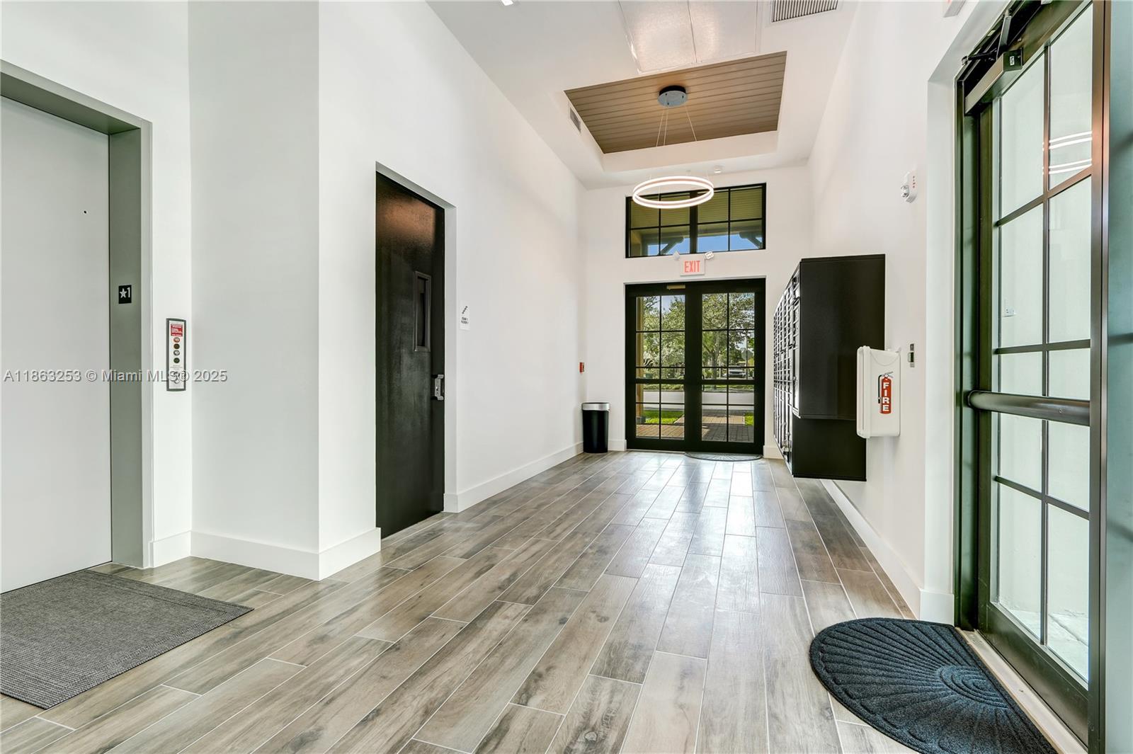 MAIN STREET LOFTS CONDO - Residential Lease