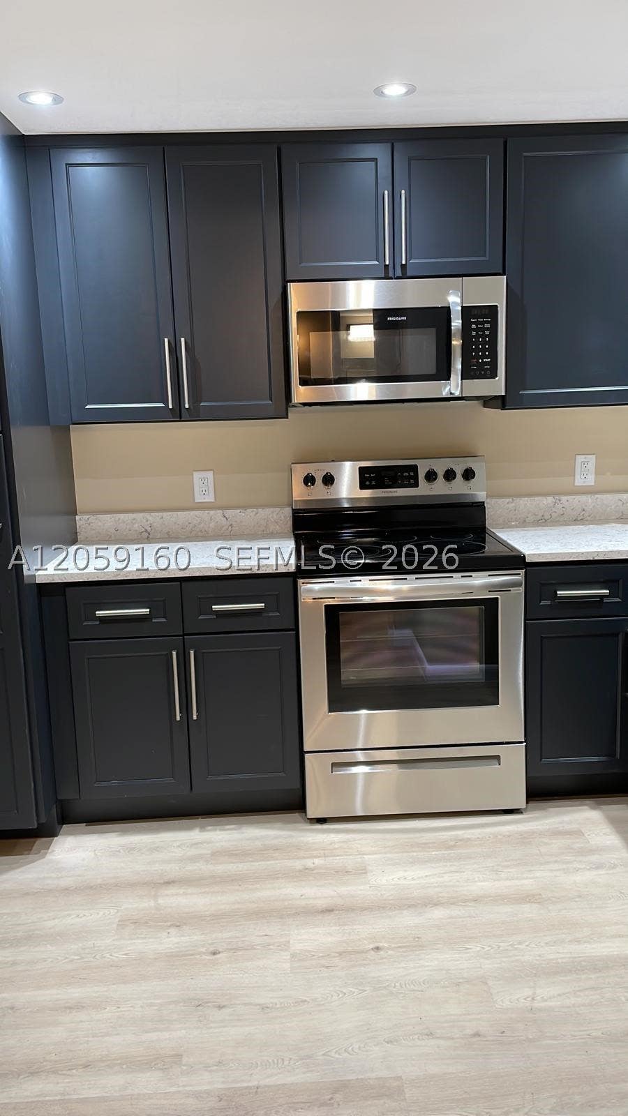 Photo of 120 Royal Park Dr #2D, Oakland Park, FL 33309 (MLS # A12059160)