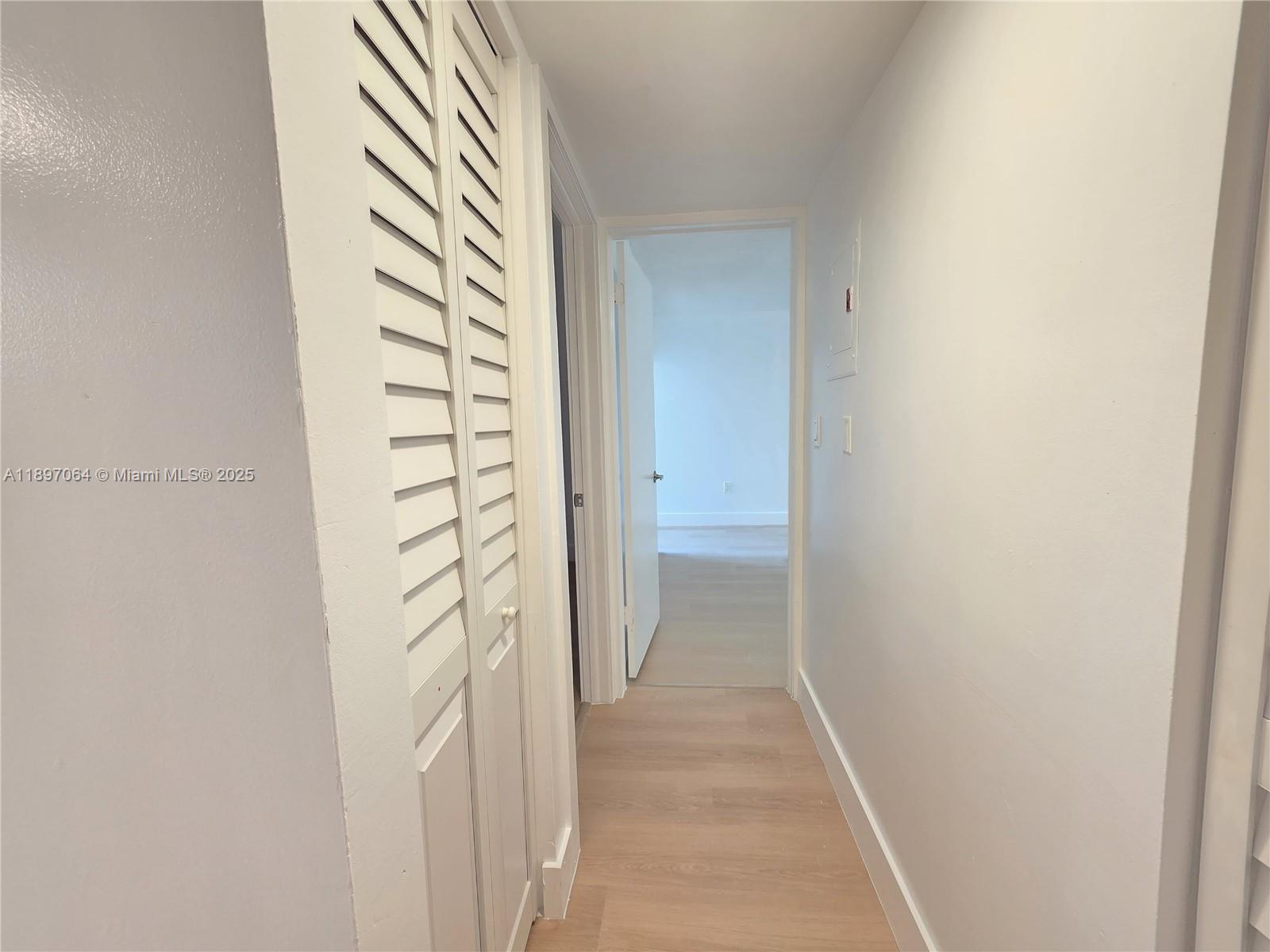 HIGHLANDS AT KENDALL LKS - Residential Lease