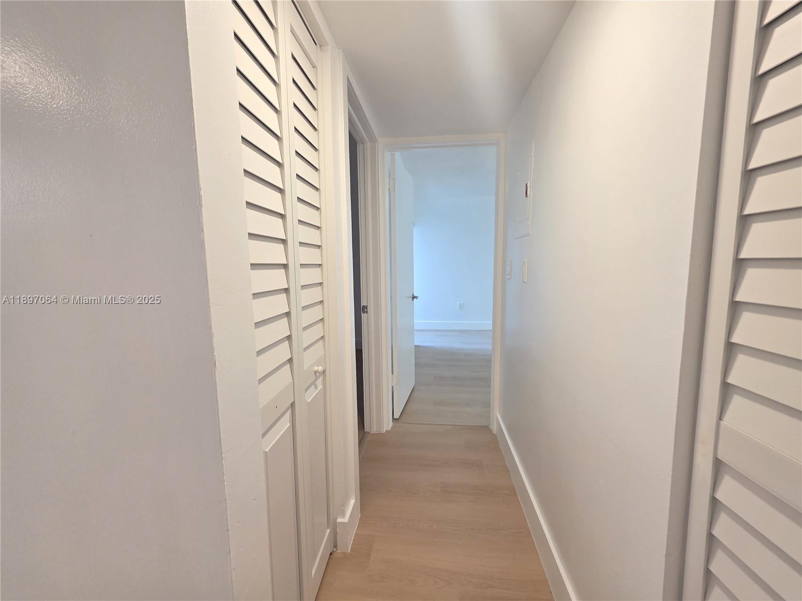 HIGHLANDS AT KENDALL LKS - Residential Lease
