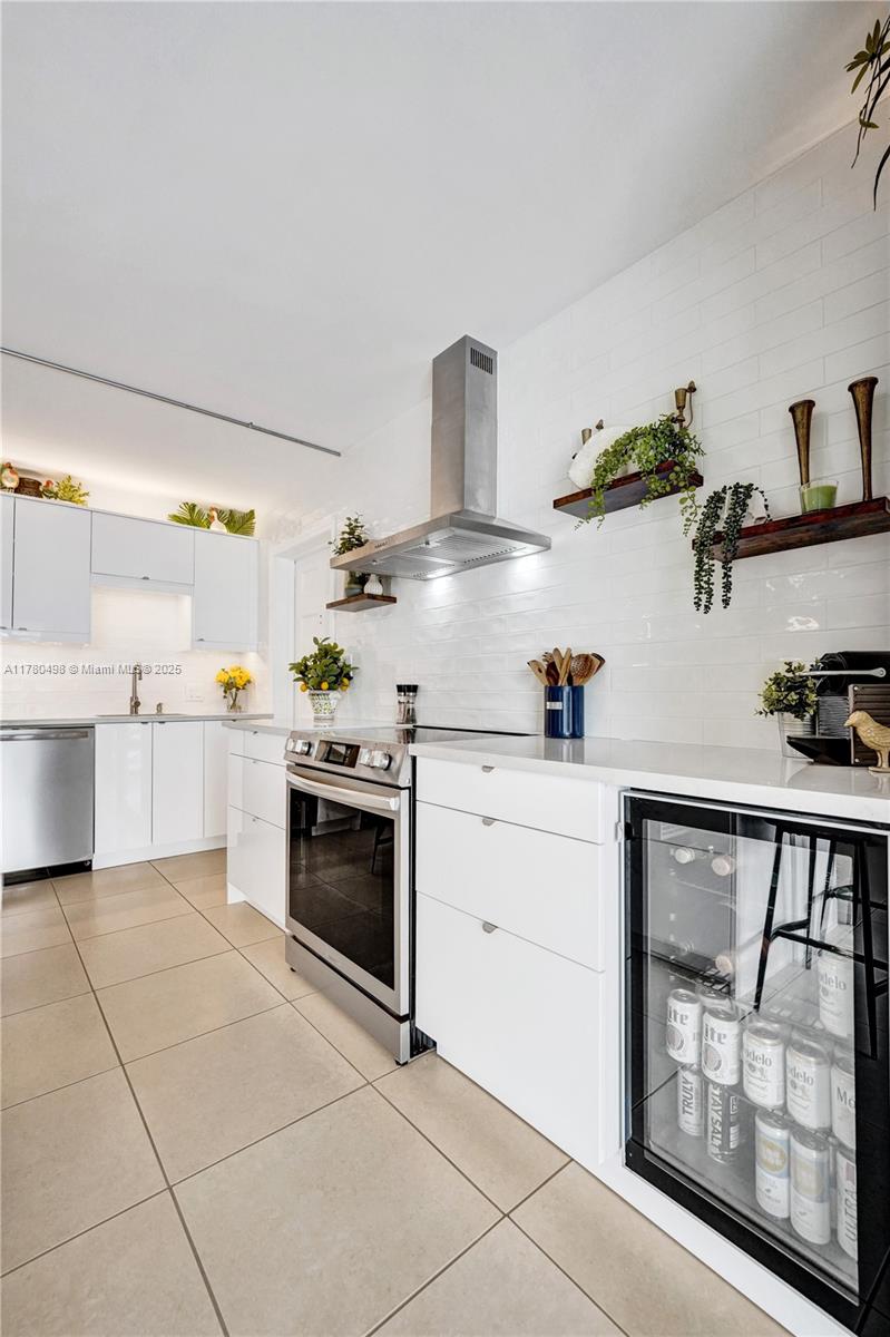 MONTICELLO CONDO - Residential