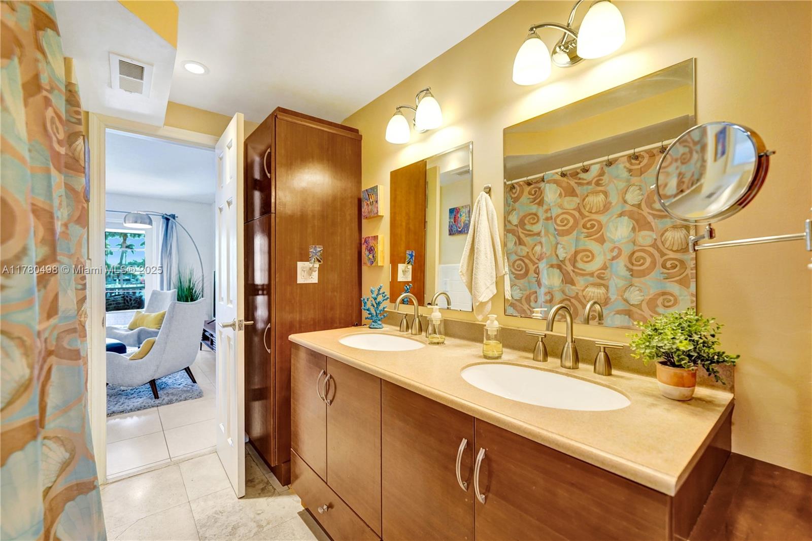 MONTICELLO CONDO - Residential