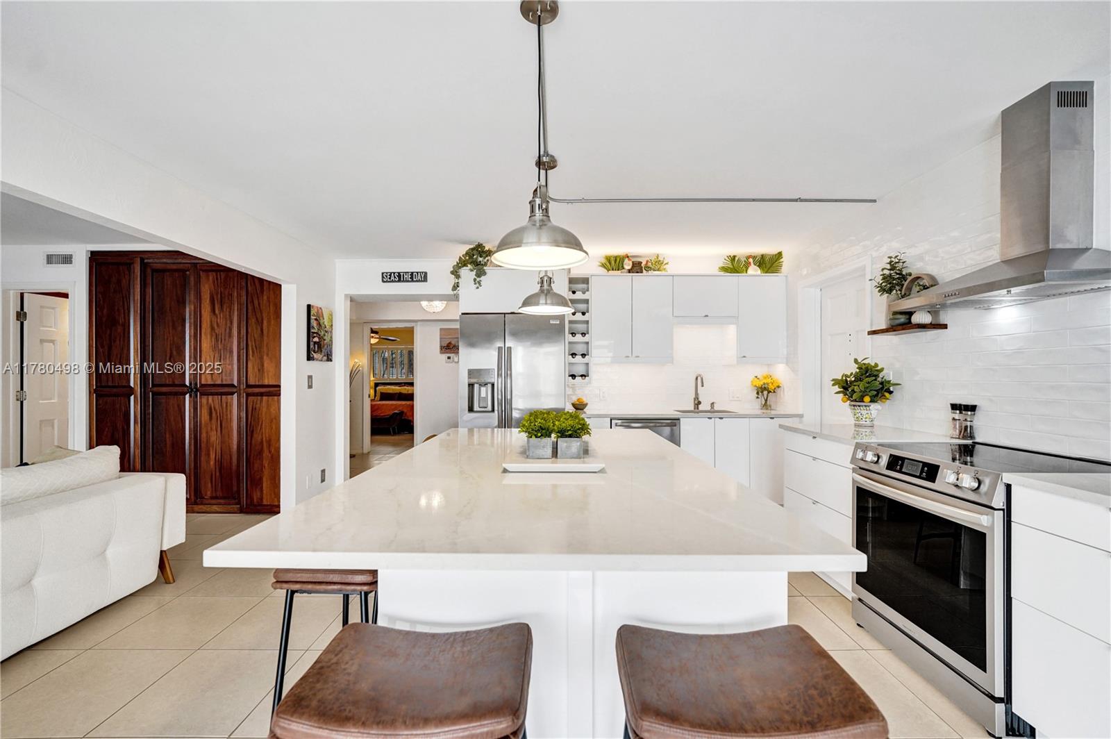 MONTICELLO CONDO - Residential
