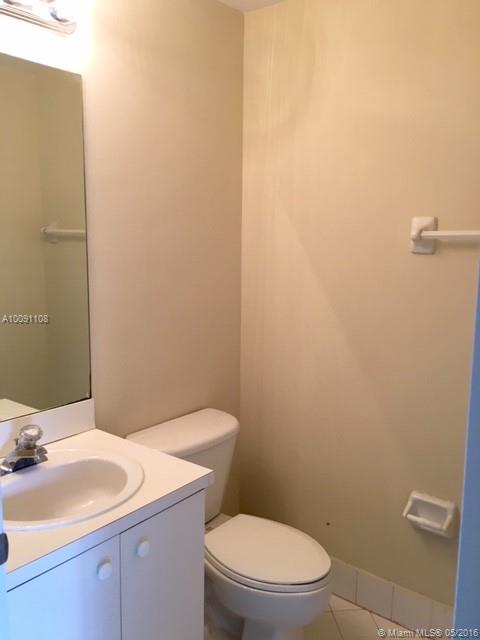 Four Lakes Sec 05 - Residential Lease