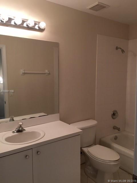 Four Lakes Sec 05 - Residential Lease