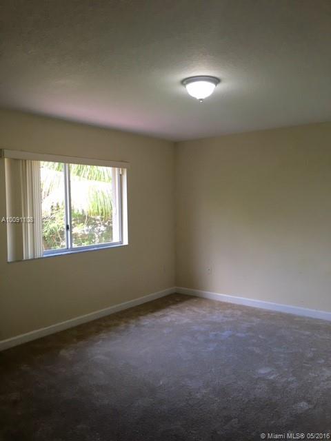 Four Lakes Sec 05 - Residential Lease