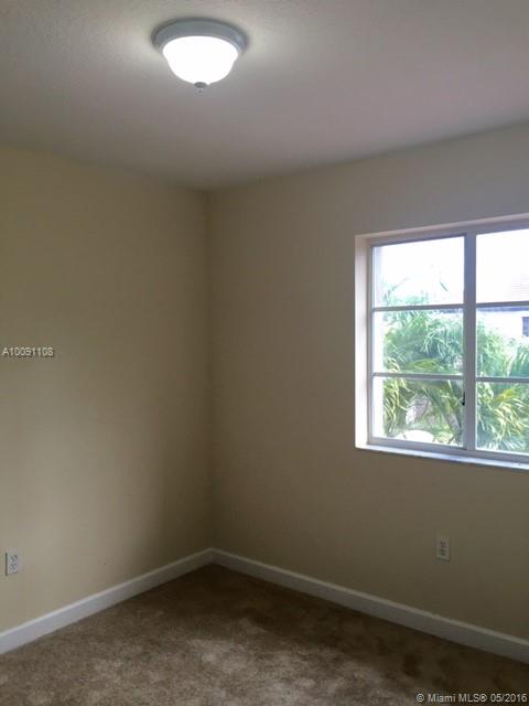 Four Lakes Sec 05 - Residential Lease