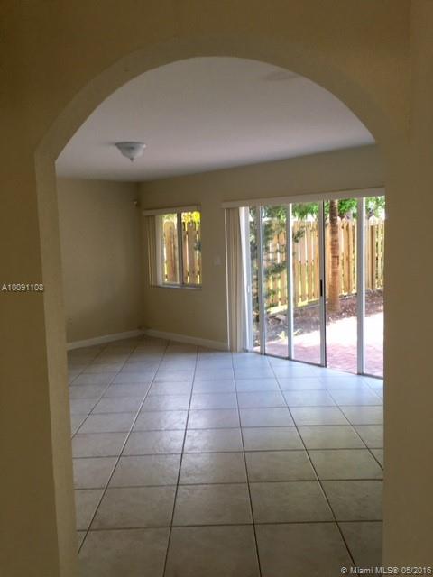 Four Lakes Sec 05 - Residential Lease