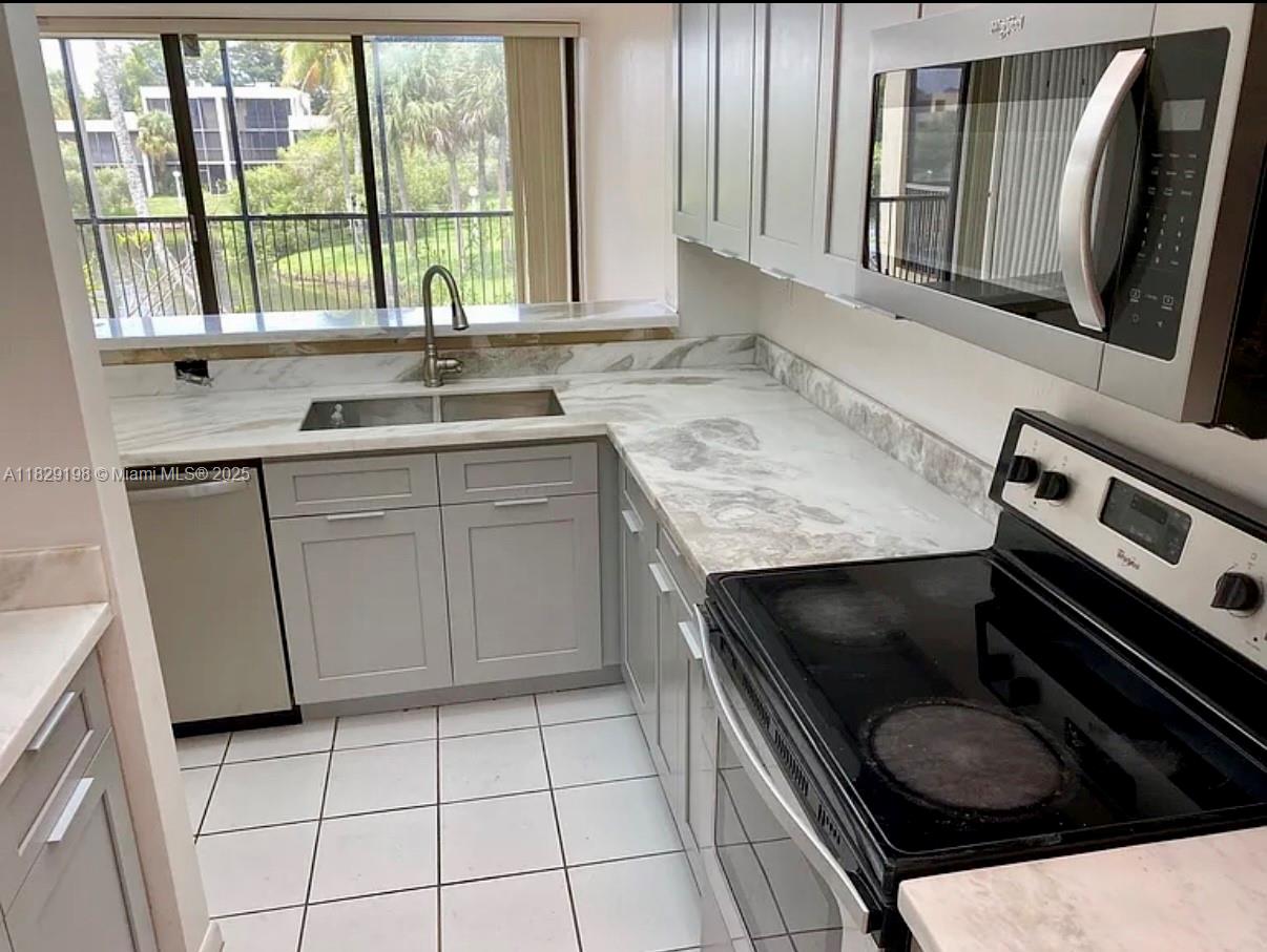 2941 SW 87th Ave 406
