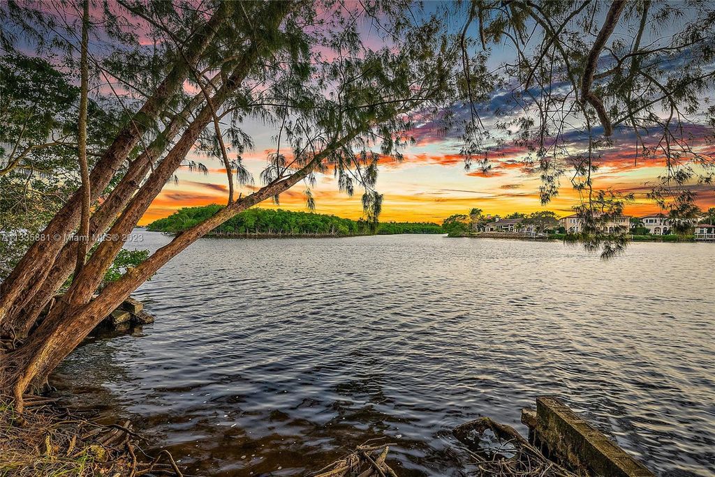 Photo of 9380 SE Point Ter, Jupiter, FL 33469 (MLS # A11335881)