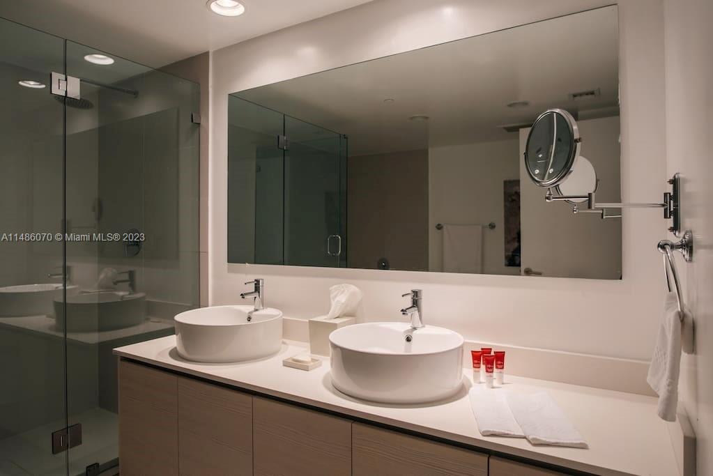 BEACHWALK CONDOMINIUM - Residential
