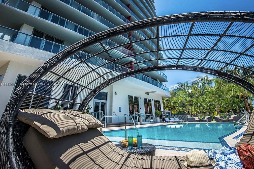 BEACHWALK CONDOMINIUM - Residential