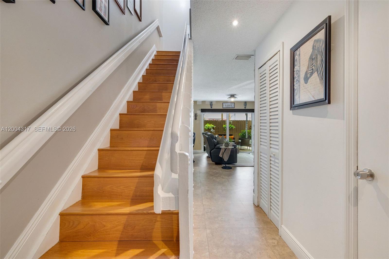 PARADISE VILLAS CONDO - Residential